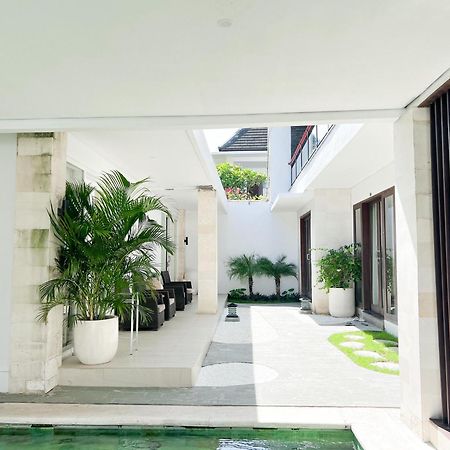Apple Villas&apartamentos Kerobokan Exterior foto