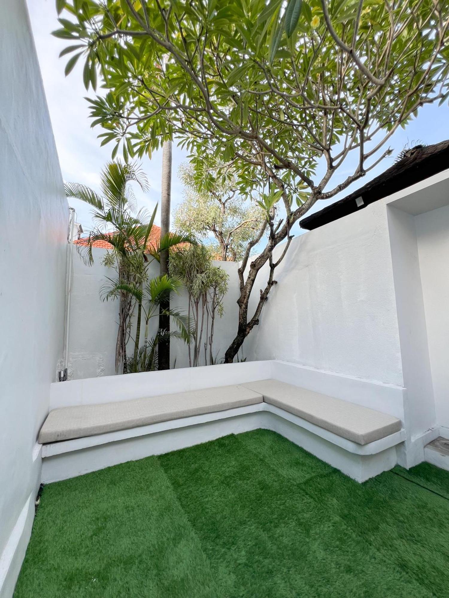 Apple Villas&apartamentos Kerobokan Exterior foto